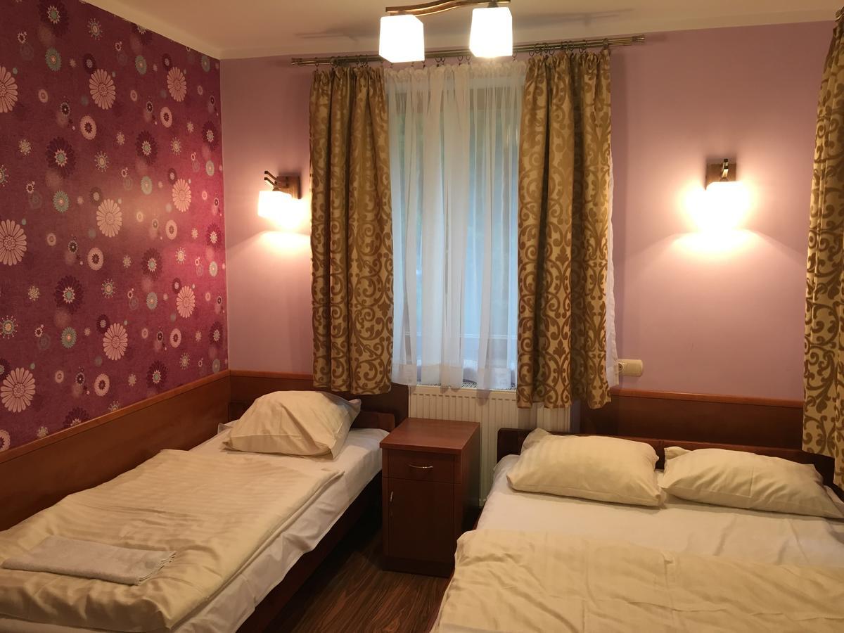 Gosciniec Kukle Bed & Breakfast Eksteriør bilde